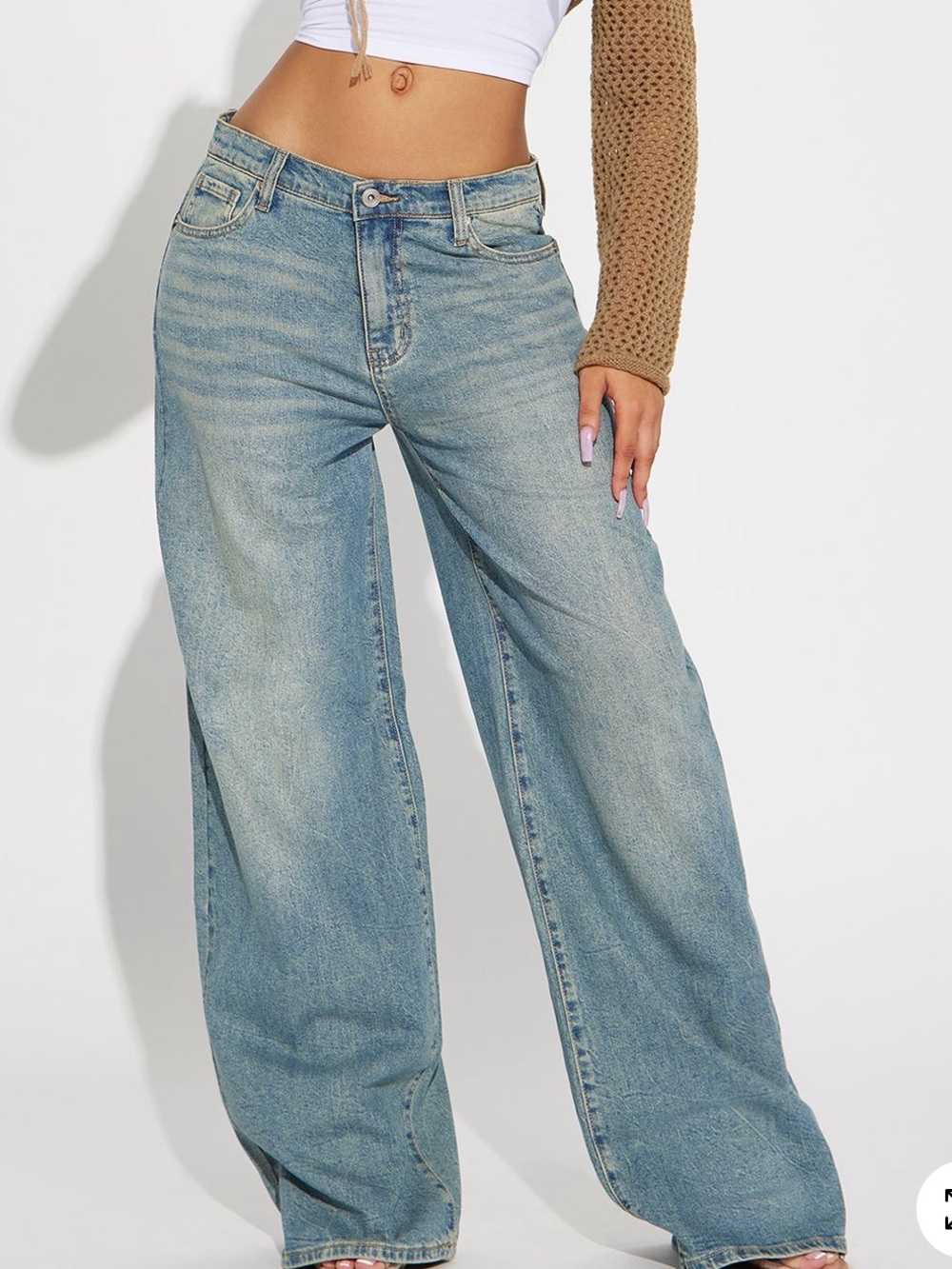 FASHION NOVA “shock and awe vintage tinted baggy jean” EUC size 11 32’inseam